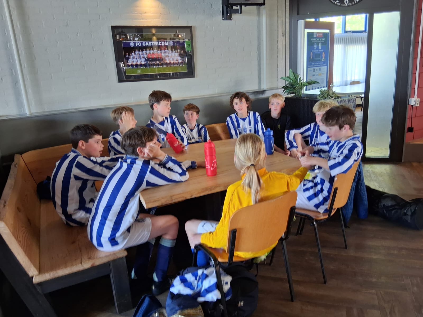 TROTS: WEDSTRIJDVERSLAG FCC JO12-1 – SVA JO12-4 (8-3)