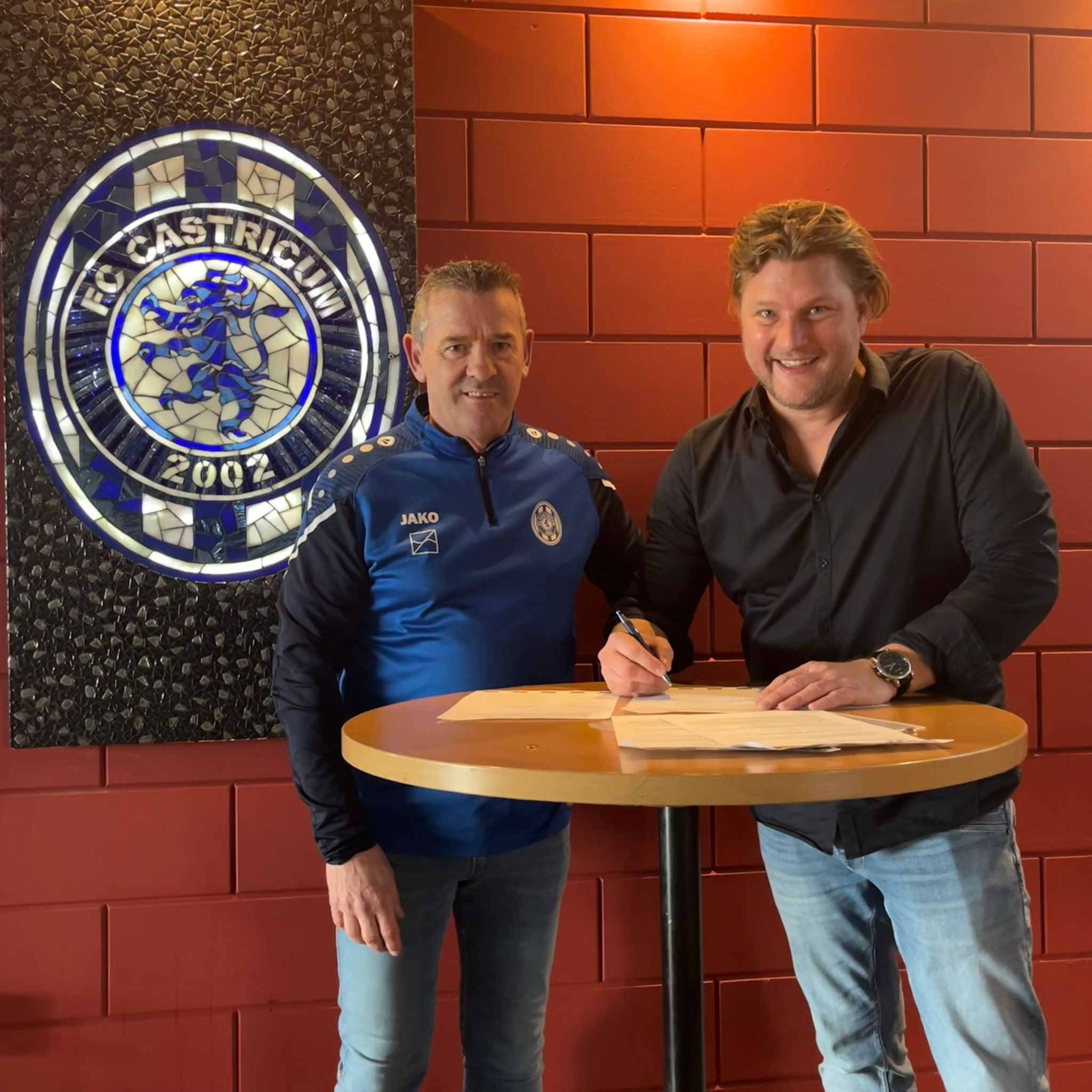 SINDS ENKELE WEKEN IS UKVASTGOED.NL EEN TROTSE SPONSOR VAN FC CASTRICUM!