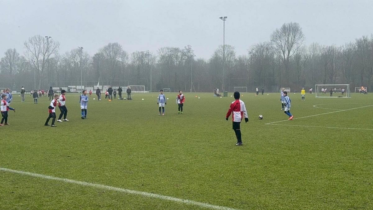 JO11-1 DOET ZICHZELF TEKORT IN DOELPUNTRIJK DUEL TEGEN ALKMAARSCHE BOYS