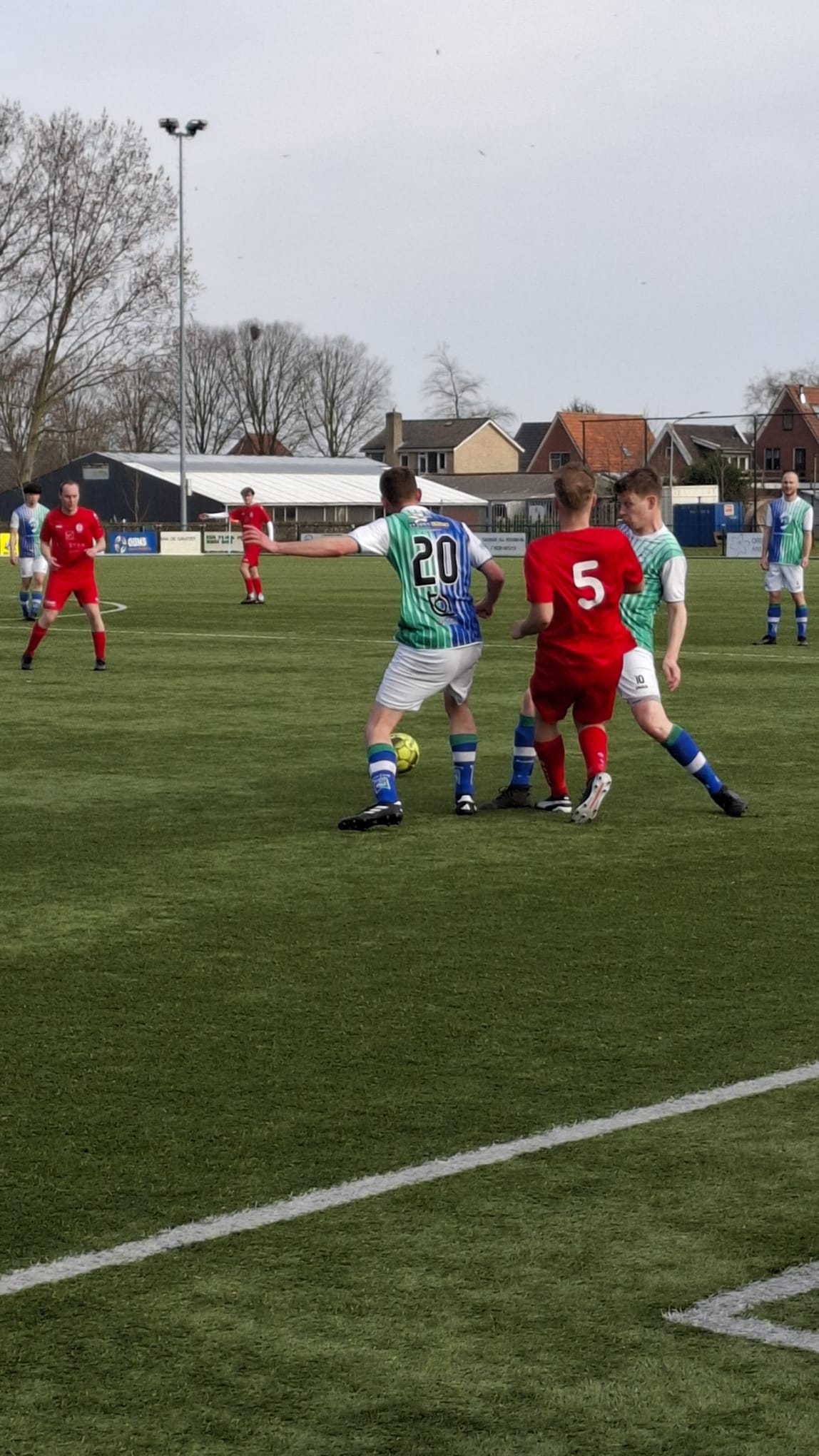 FC CASTRICUM HAALT UIT TEGEN ANDIJK: 0-6 : PEIJS IN BOTSAUTO NIET TE REMMEN