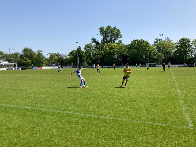 FC CASTRICUM 3 WINT DERBY VAN FC UITGEEST 2
