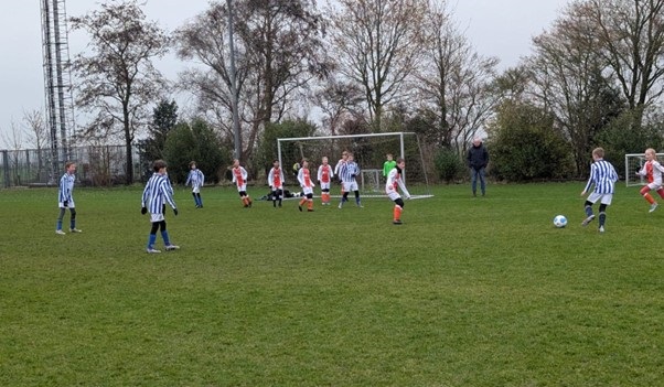 HARD WERKEN BELOOND MET RUIME OVERWINNING