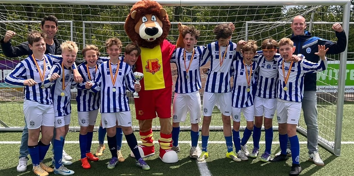 JO13-1, JO13-2 EN JO14-1 WINNAARS TOERNOOIEN VAN VV BERGEN EN HSV