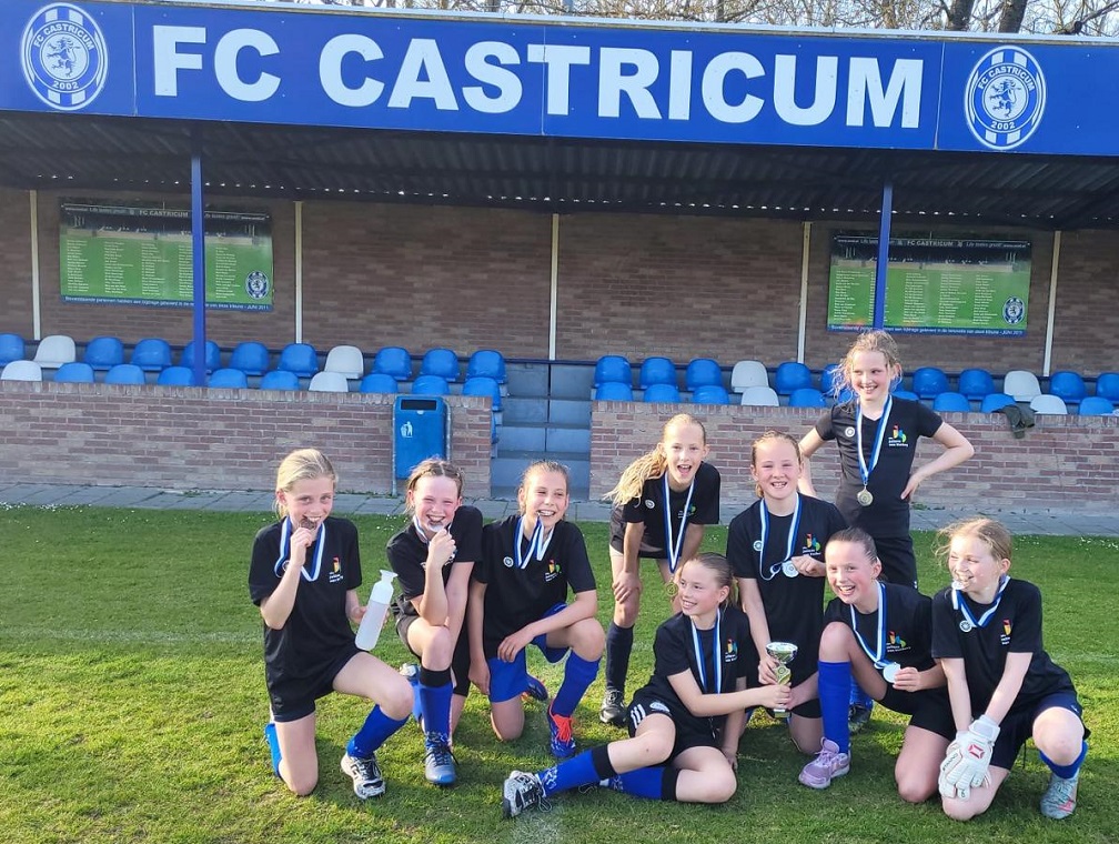 ZEER GESLAAGDE EDITIE REZA REPAIR SCHOOLVOETBALTOERNOOI 2026