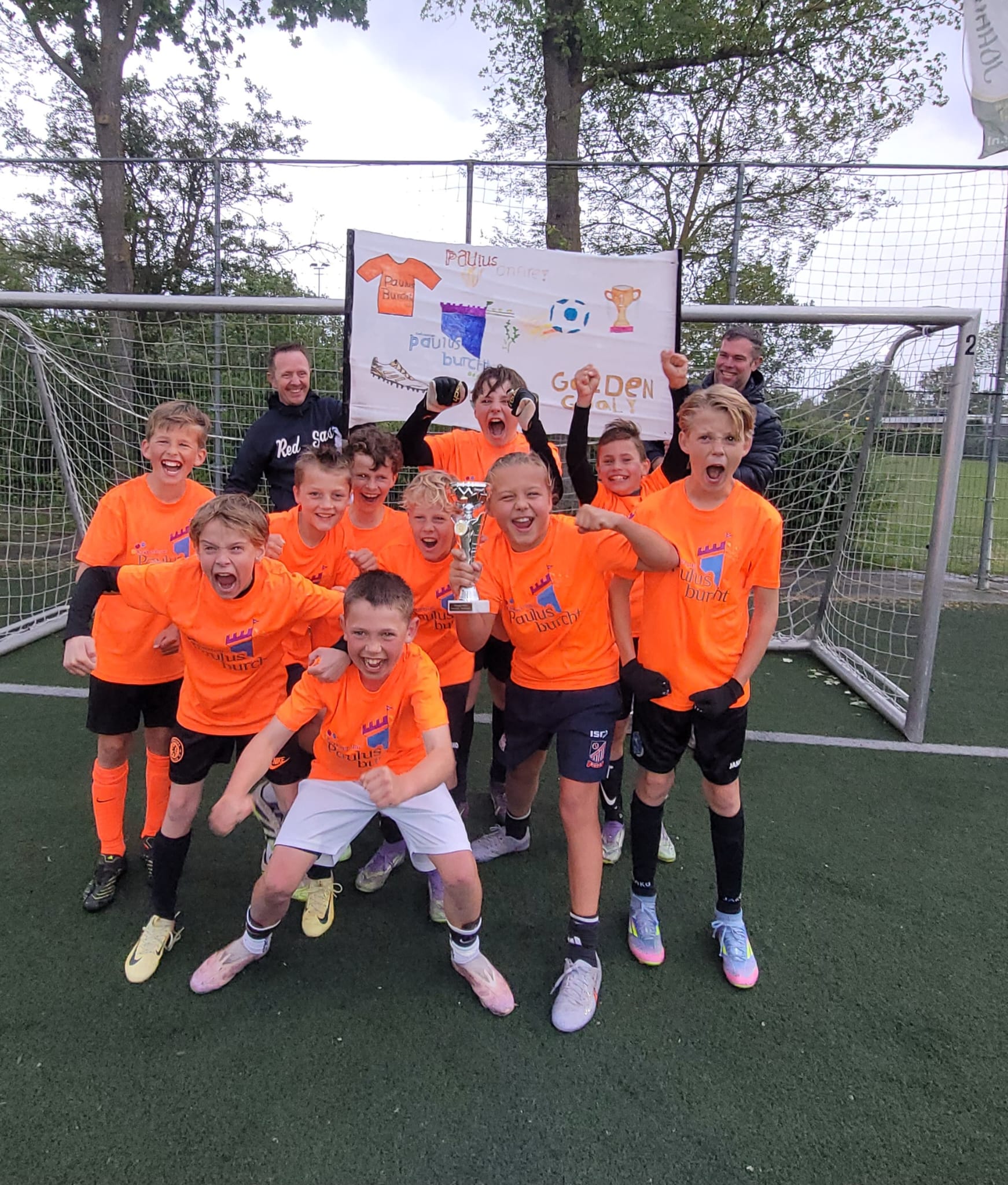 PAULUSBURCHT WINT FINALE VAN OTTERKOLKEN