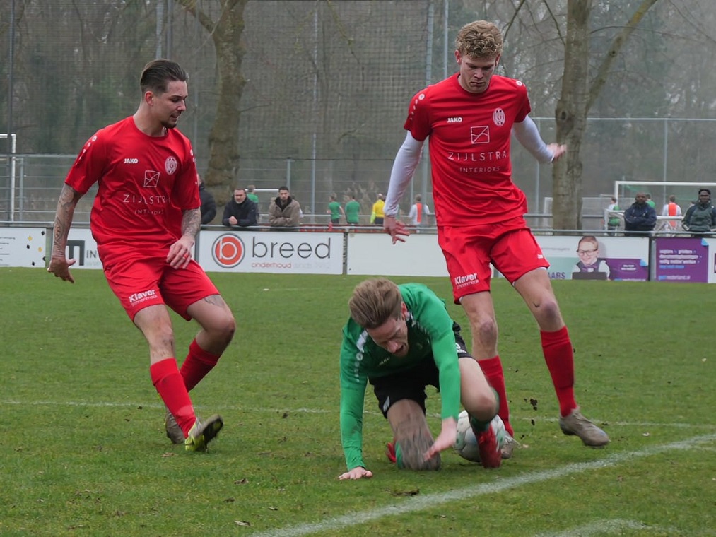FC CASTRICUM WINT STUGGE WEDSTRIJD IN HEERHUGOWAARD